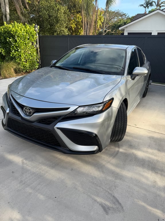 Toyota Camry  2023 - Imagen 1